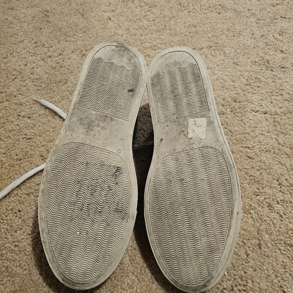 Common Projects Sneaker - image 3